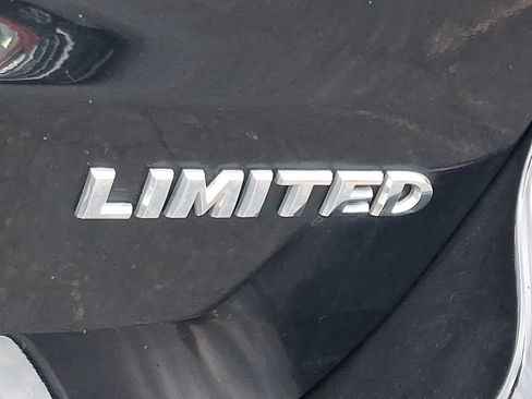 Used 2019 Jeep Grand Cherokee Limited AWD/4WD image 31
