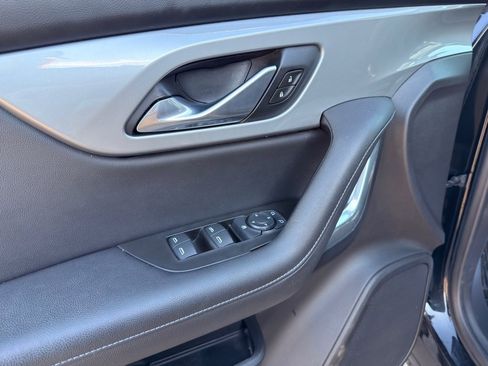 Used 2020 Chevrolet Blazer LT image 20