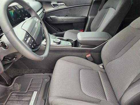 New 2026 Kia Sportage S image 10