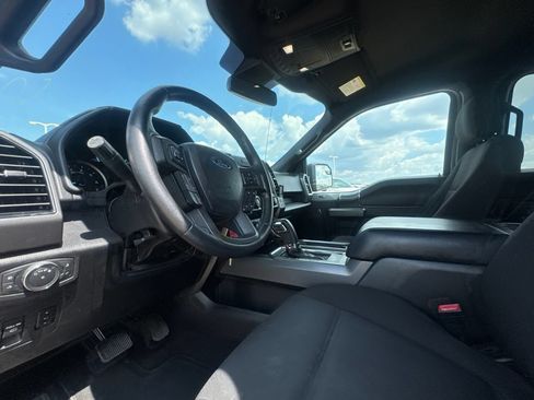 Used 2019 Ford F150 XLT w/ Equipment Group 302A Luxury RWD image 40