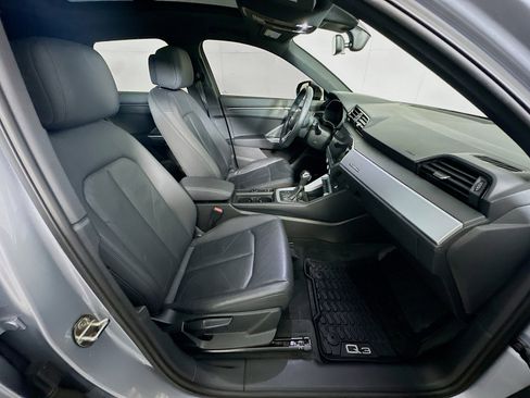 Used 2020 Audi Q3 2.0T Premium w/ Convenience Package image 31