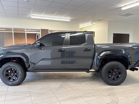Used 2025 Toyota Tacoma TRD Pro image 7