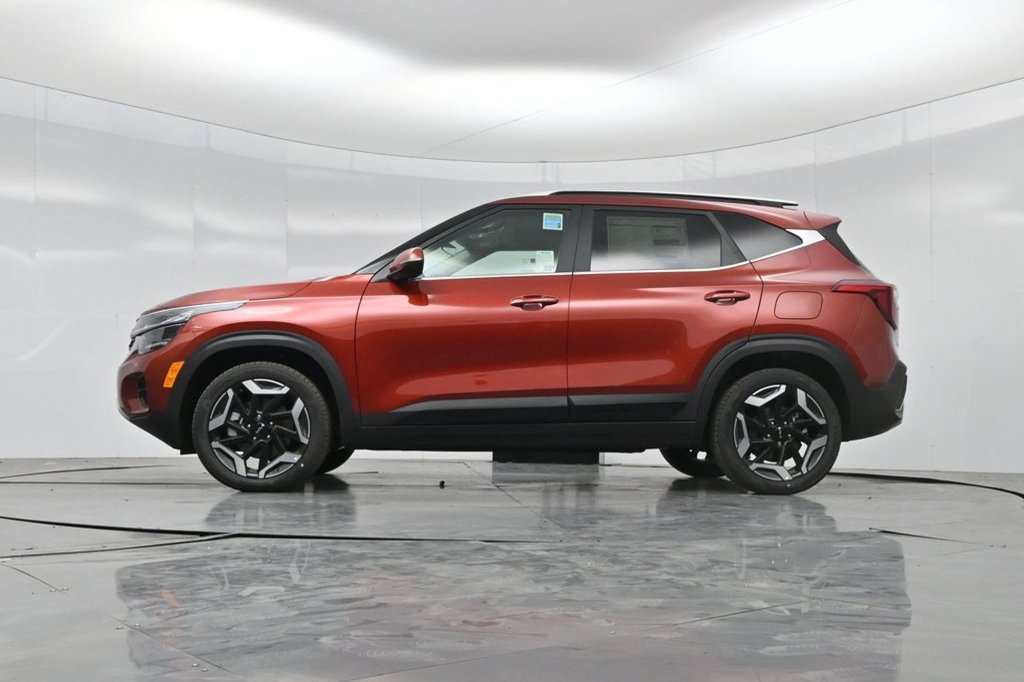 New 2026 Kia Seltos SX w/ SX Sunroof Package AWD/4WD image 4