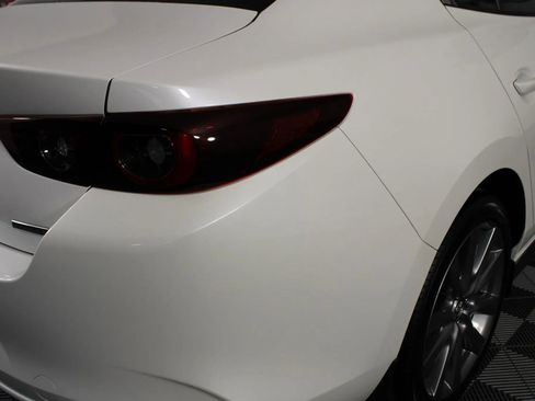 Used 2024 MAZDA MAZDA3 s image 31