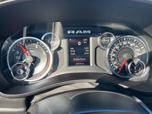 Used 2022 RAM 2500 Big Horn image 12