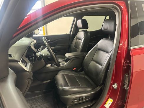 Used 2019 GMC Acadia SLT AWD/4WD image 9