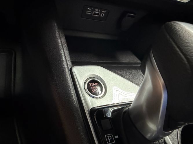 Used 2025 Nissan Altima 2.5 SV FWD image 18