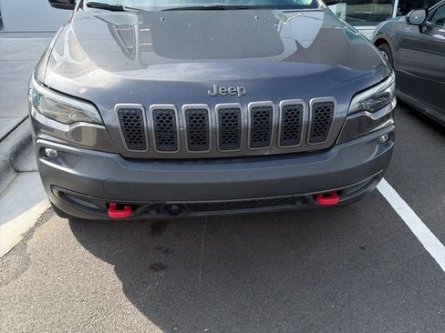 Used 2022 Jeep Cherokee Trailhawk w/ Premium Leather Package AWD/4WD image 3