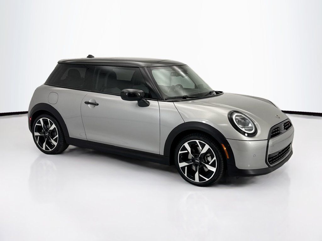 Used 2025 MINI Cooper S FWD image 3