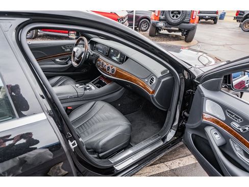 Used 2016 Mercedes-Benz S 550 4MATIC Sedan image 21