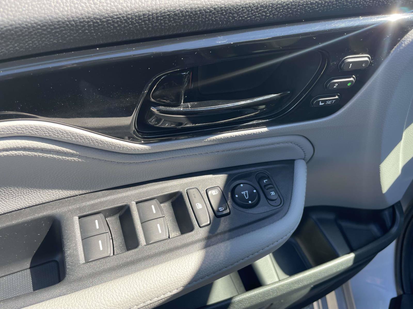 Certified 2024 Honda Odyssey Touring image 11