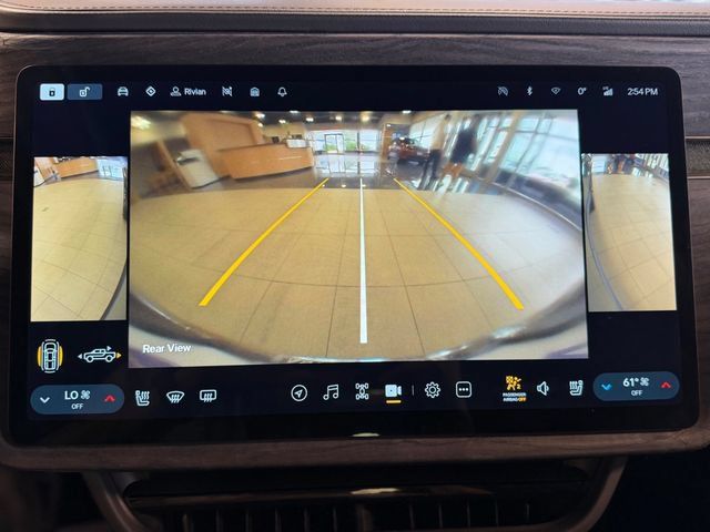 Used 2022 Rivian R1T Launch Edition AWD/4WD image 32