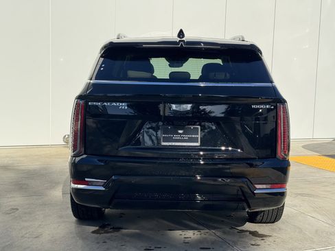 New 2025 Cadillac Escalade IQ Luxury 1 image 8