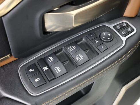 Used 2024 RAM 3500 Limited w/ Towing Technology Group AWD/4WD image 25