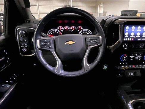 Used 2019 Chevrolet Silverado 1500 LTZ image 5