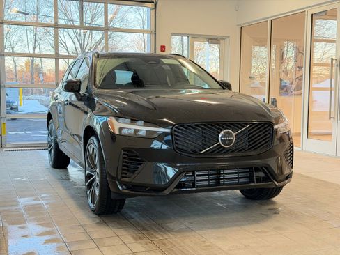 New 2026 Volvo XC60 T8 Ultra w/ Protection Package Premier image 5