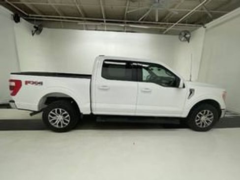 Used 2022 Ford F150 Lariat w/ FX4 Off-Road Package AWD/4WD image 11