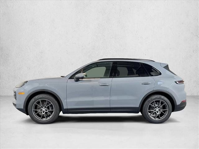 Used 2026 Porsche Cayenne AWD/4WD image 2