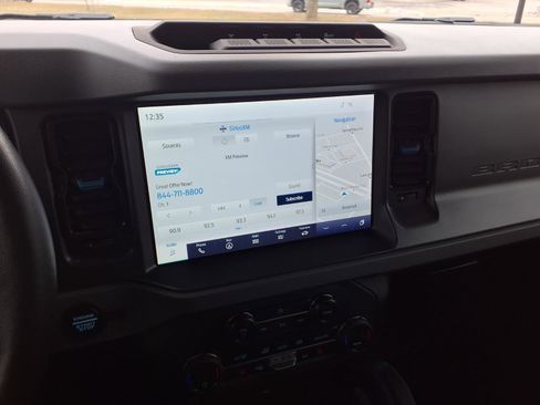 Used 2024 Ford Bronco Black Diamond w/ Sasquatch Package image 23