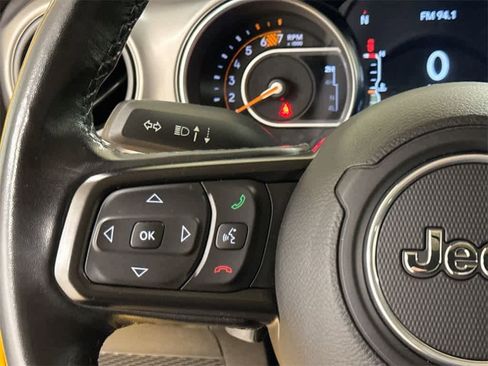 Used 2020 Jeep Wrangler Sport image 23