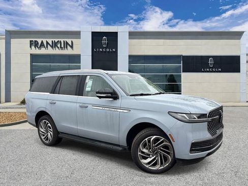 New 2026 Lincoln Navigator Premiere AWD/4WD image 1