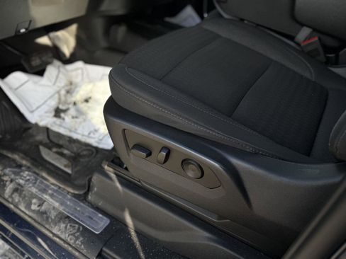 Used 2023 GMC Sierra 1500 SLE image 15