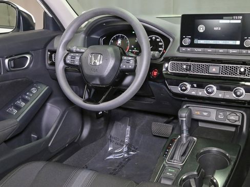 Certified 2023 Honda Civic LX image 4