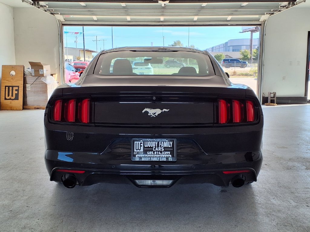 Used 2017 Ford Mustang Coupe w/ Ecoboost Performance Package RWD image 21