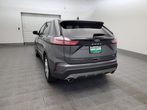 Used 2024 Ford Edge Titanium image 6