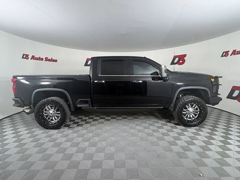 Used 2020 Chevrolet Silverado 2500 High Country w/ Z71 Off-Road Package AWD/4WD image 8