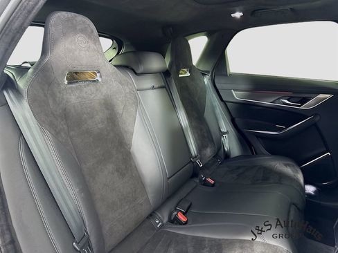 Used 2023 Jaguar F-PACE SVR image 34