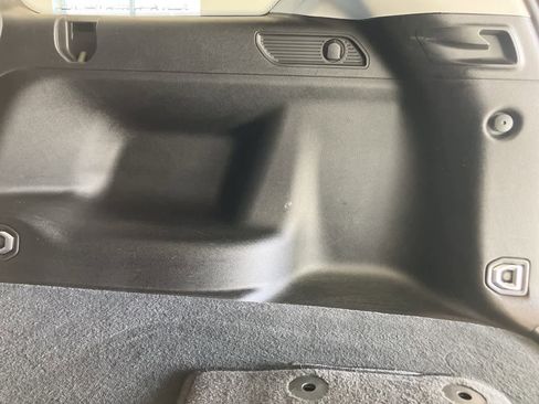 Used 2023 Jeep Grand Cherokee Limited image 33