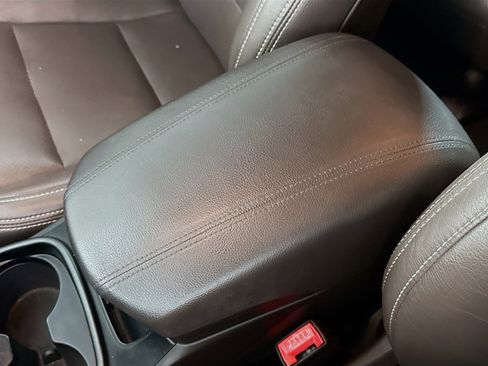 Used 2018 Hyundai Santa Fe Sport image 18