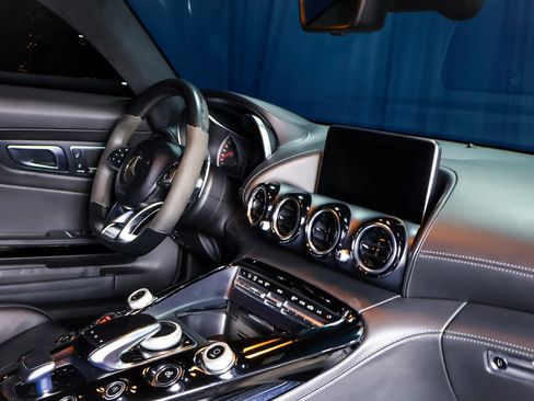 Used 2016 Mercedes-Benz AMG GT S image 20
