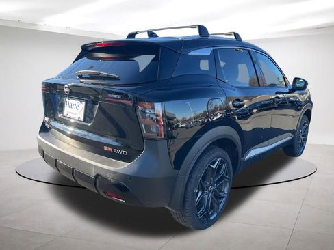 New 2026 Nissan Kicks SR w/ Cold Weather Package AWD/4WD image 5