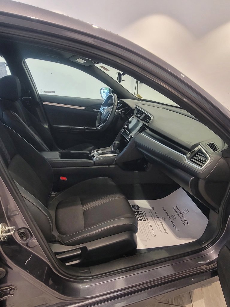 Used 2019 Honda Civic Sport image 12
