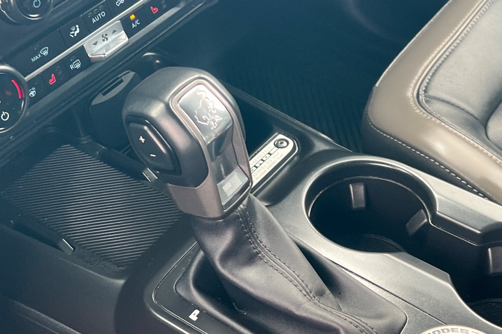 Used 2025 Ford Bronco Outer Banks AWD/4WD image 19
