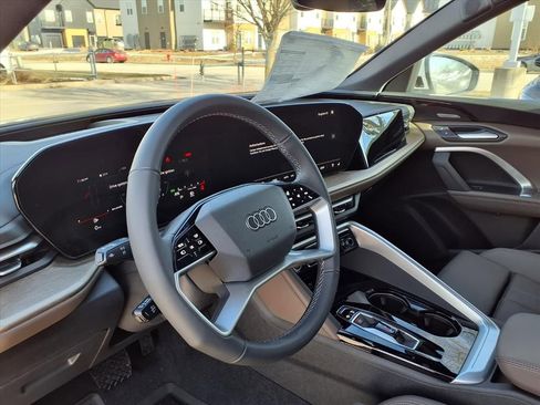 New 2025 Audi Q5 Premium Plus image 10