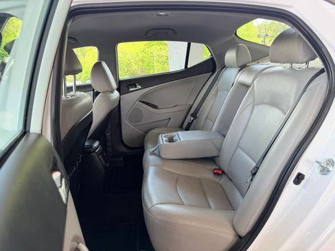 Used 2015 Kia Optima EX FWD image 21