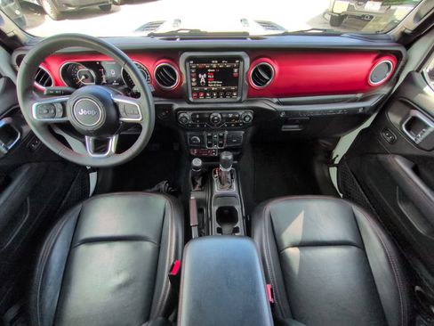 Used 2023 Jeep Wrangler Unlimited Rubicon w/ Steel Bumper Group AWD/4WD image 15