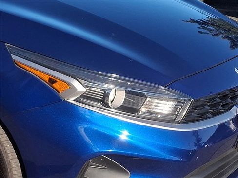 Certified 2023 Kia Forte LXS image 9