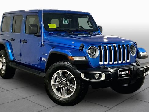 Used 2021 Jeep Wrangler Unlimited Sahara AWD/4WD image 2