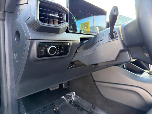 Used 2024 Ford Mustang Coupe image 18