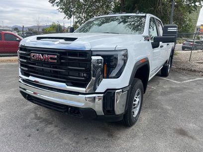 New 2026 GMC Sierra 2500 Pro w/ Convenience Package