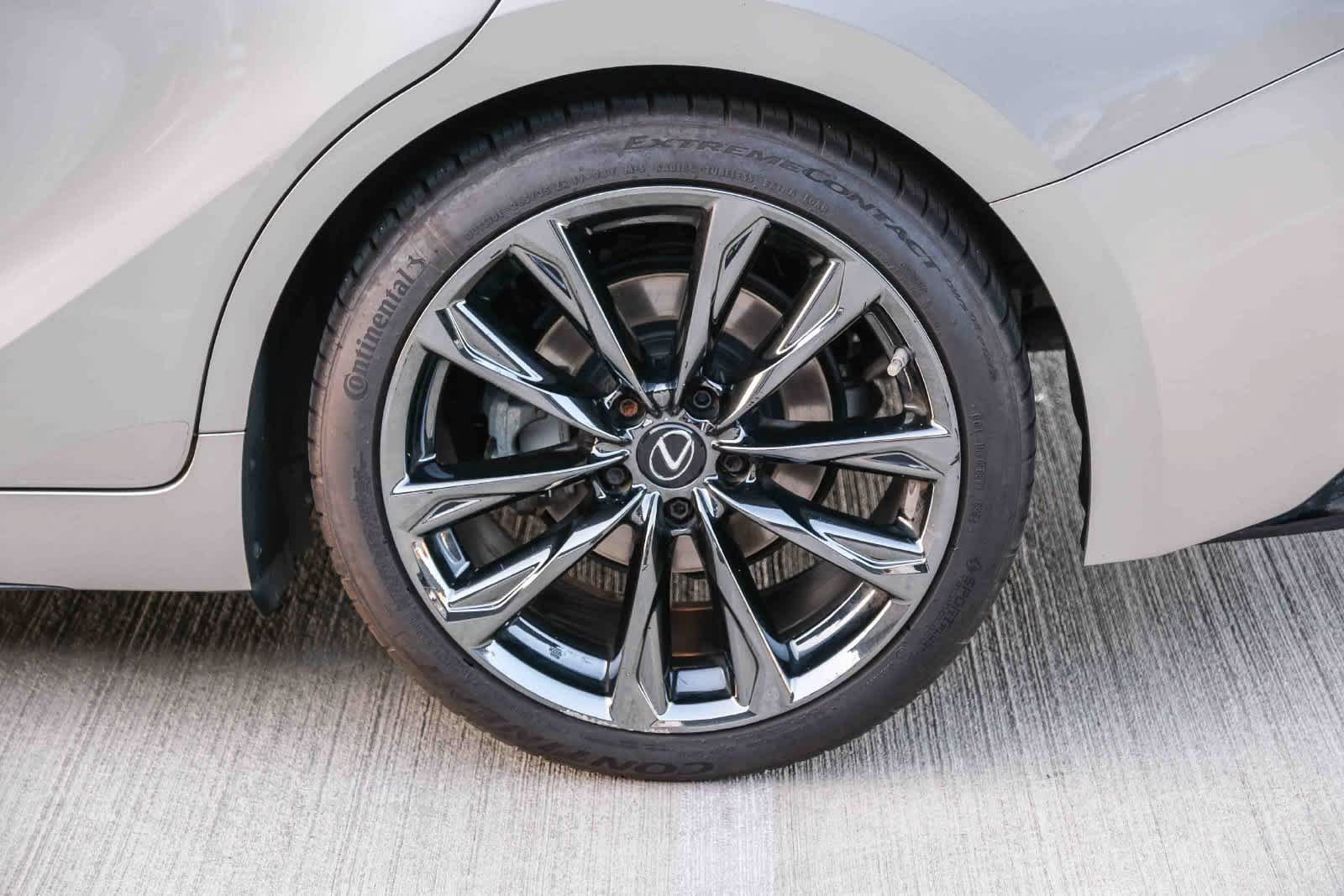 Used 2021 Lexus IS 350 F Sport w/ Accessory Package RWD image 11