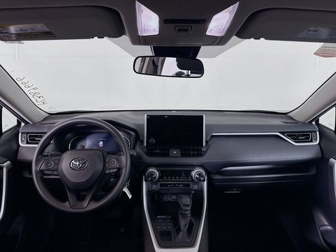 Used 2023 Toyota RAV4 LE image 21