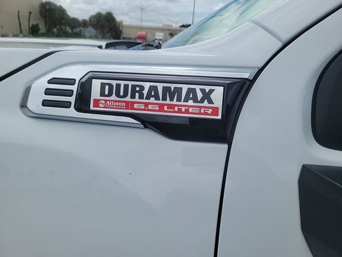 New 2025 GMC Sierra 3500 Pro w/ Convenience Package image 10