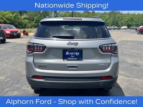 Used 2024 Jeep Compass Latitude AWD/4WD image 34