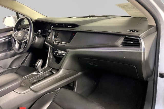Used 2018 Cadillac XT5 Premium Luxury FWD image 22