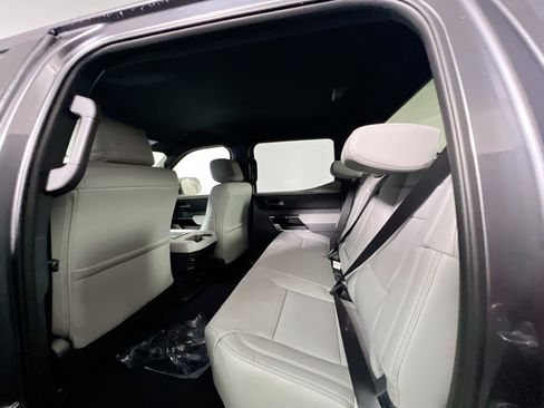 New 2026 Toyota Tundra Limited AWD/4WD image 28